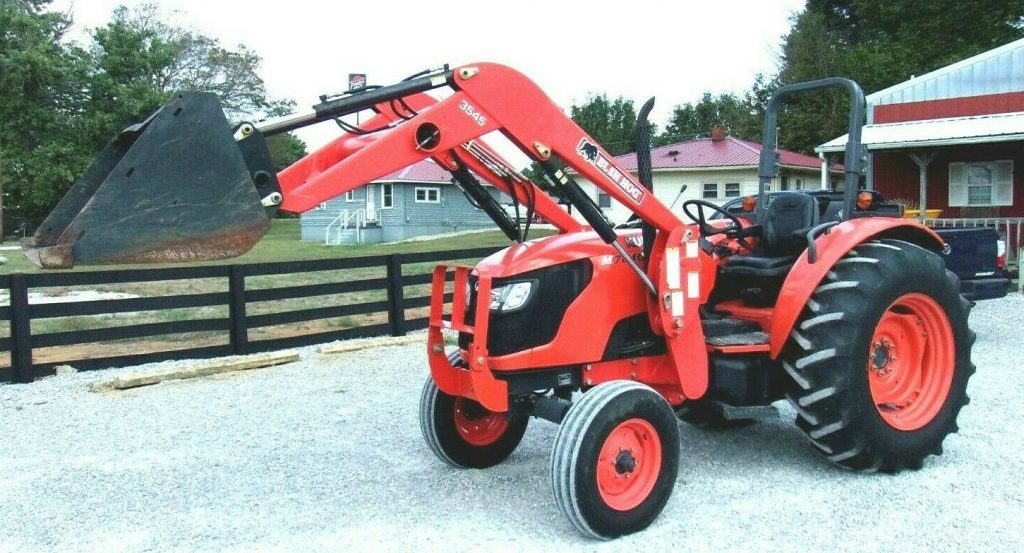 Kubota M7040 Tractor 754