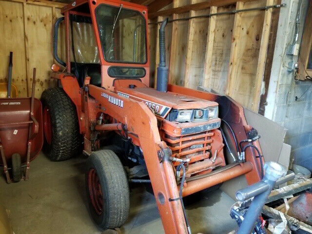 1992 Kubota L2850 4×4