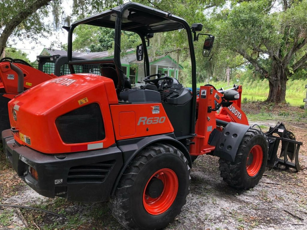 kubota  R630R41 / Orange