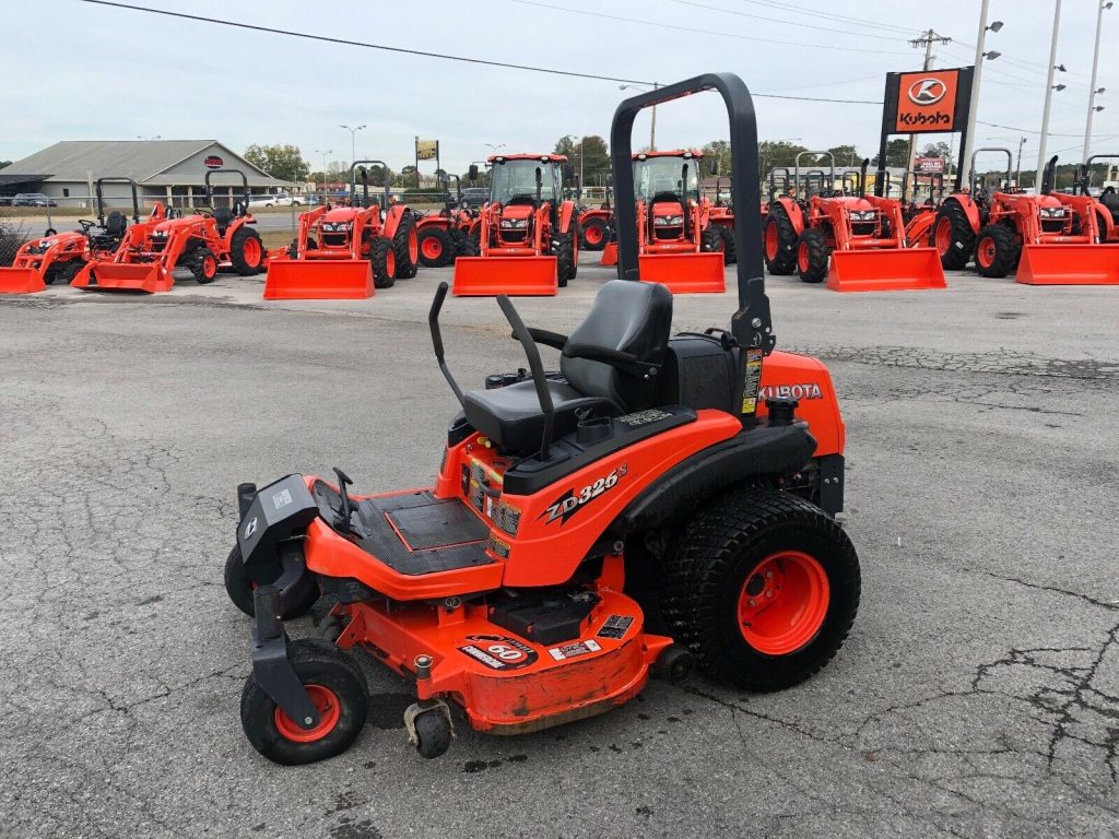 Kubota ZD326 Diesel Zero