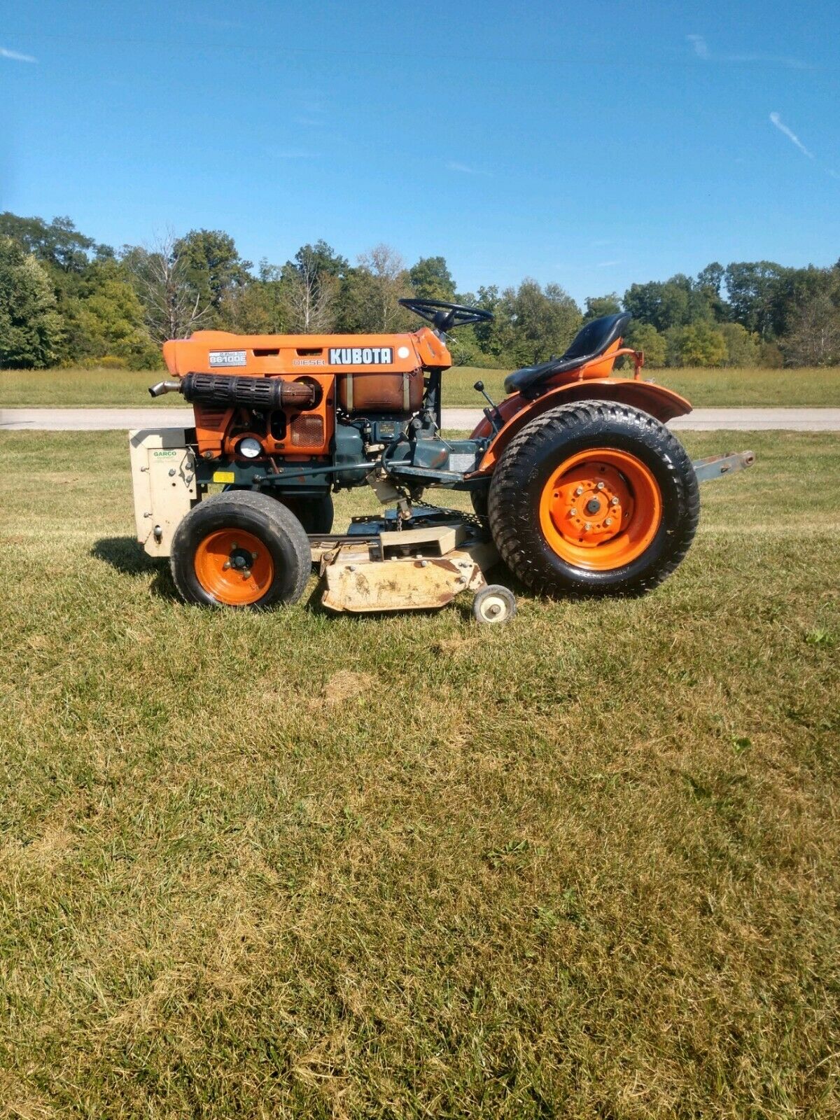 Kubota B6100 Belly Mower